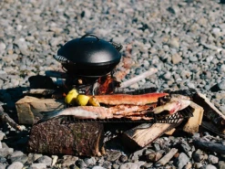 Barebones Outdoor Iron Oven Met Accessoires Pan -Openlucht Sport Serie 3352622 819665013122 2